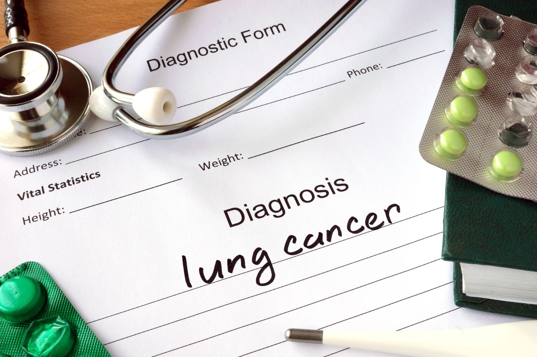 A doctor note signalling a Lung Cancer diagnosis