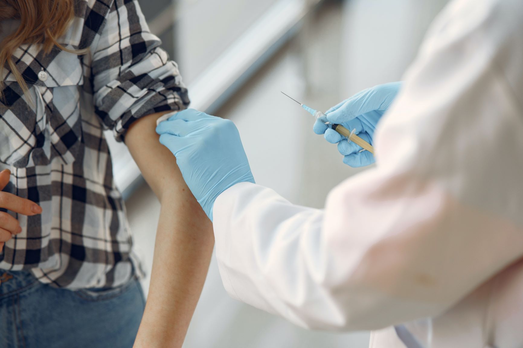 woman getting the flu shot