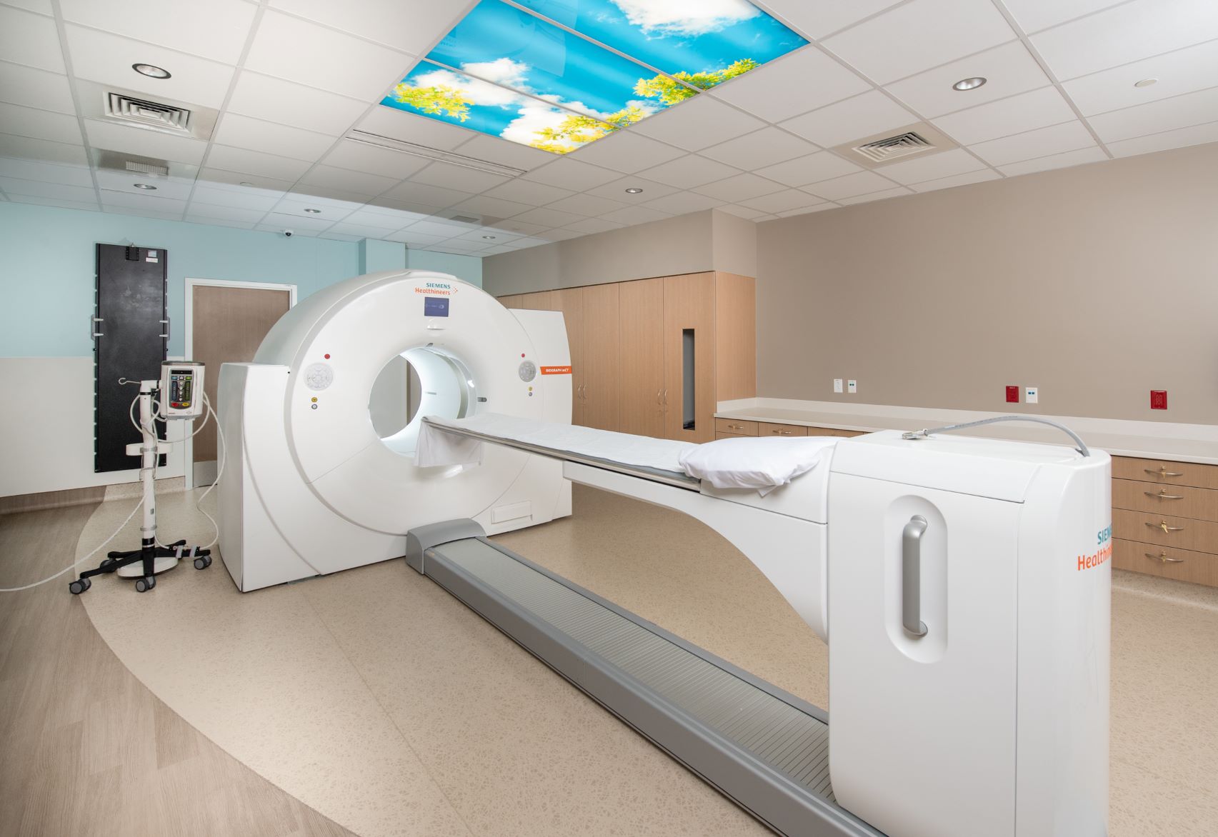 PET/CT Scan at the Leading Edge Cancer Center - Inspira Medical Center Mullica Hill