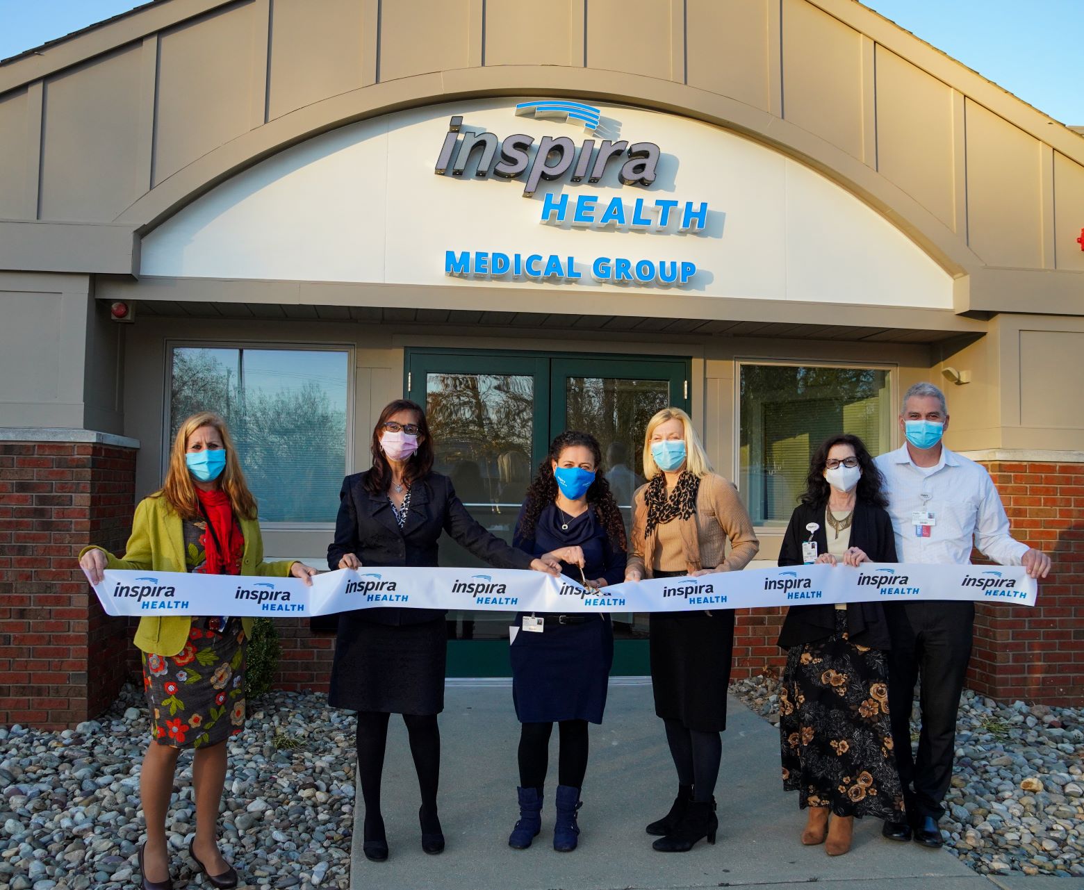 Inspira Health cut the ribbon celebrating the opening of Inspira East Vineland OBGYN. (Left to right: Ron Rossi, chairman Inspira Health Board; Amy Mansue, president and CEO Inspira Health; Alka Kohli, M.D., executive VP and chief population Health and clinical officer; Neely Elisha, D.O., OB/GYN. 