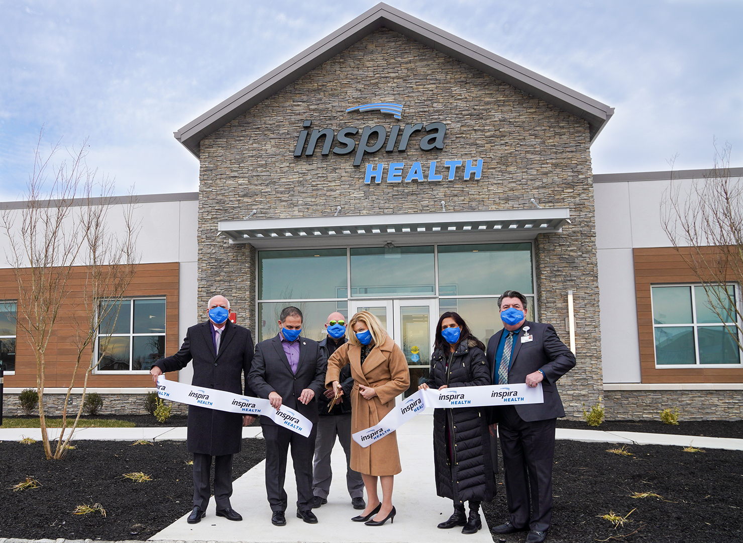 Inspira Health Center Woolwich - (Left to right: Ron Rossi, Chairman Inspira Health Board; Mayor Vernon Marino of Woolwich Township; Richard Jaramillo, Chief of Police Woolwich Township; Amy Mansue, President and CEO Inspira Health;  Alka Kohli, Executive VP and Chief Population Health Clinical Officer; David Yhlen, Chief Operating Officer and VP of Ambulatory Services)
