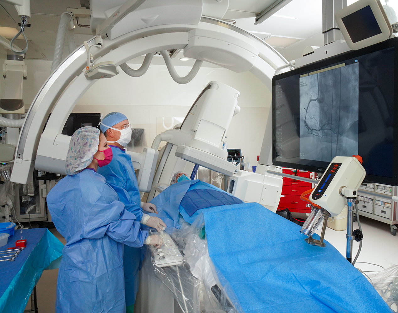 Dr. Kaulback in the Cath Lab at IMCMH