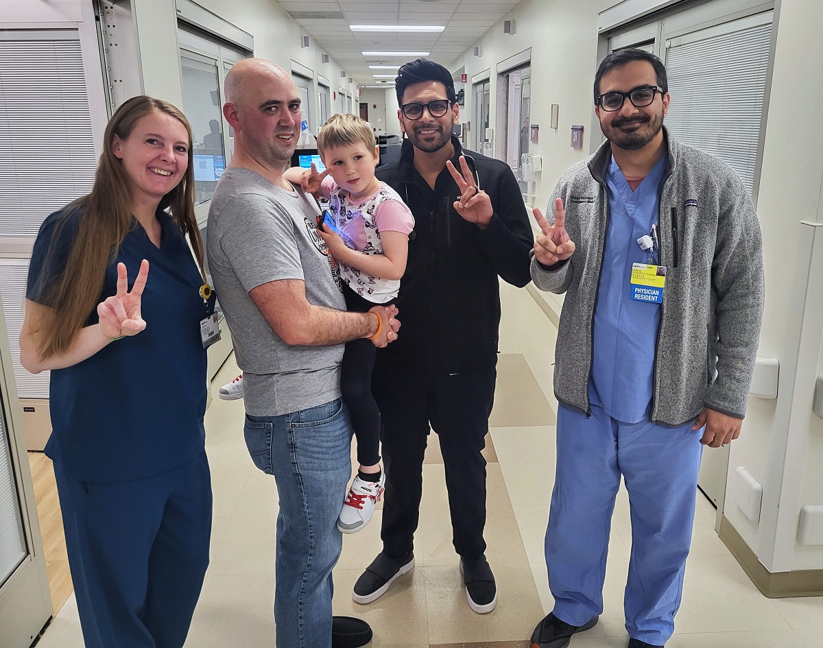 Young girl patient with Docs from ER.